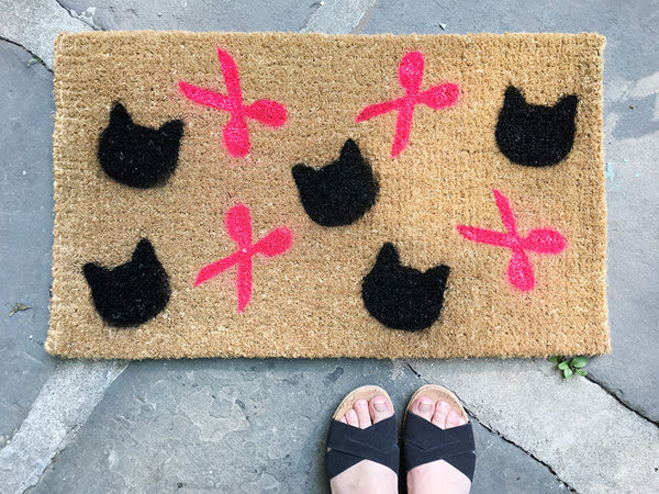DIY: Crafty Catlady Welcome Mat