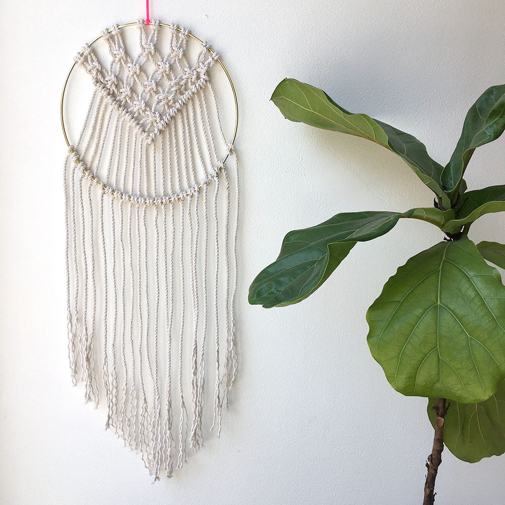 LEARN THREE BASIC MACRAME KNOTS TO CREATE YOUR WALL HANGING