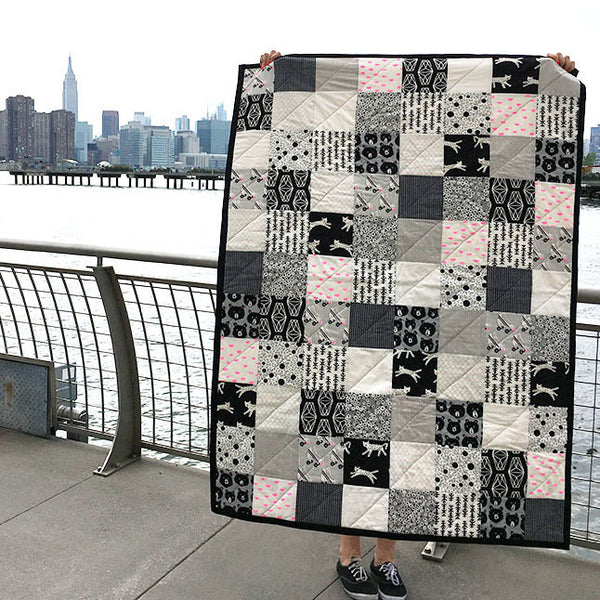 New Free Pattern: Super Easy Black & White Quilt!