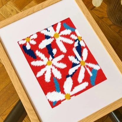 DMC Designer Needlepoint Tapestry Kit - Daisies Kit DMC