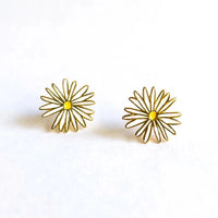 18k Gold Daisy Enamel Earrings Accessories Jenny Lemons