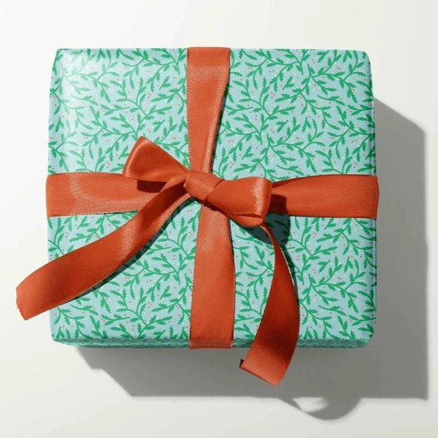 Holly & Berries & Christmas Gift Wrap Sheets