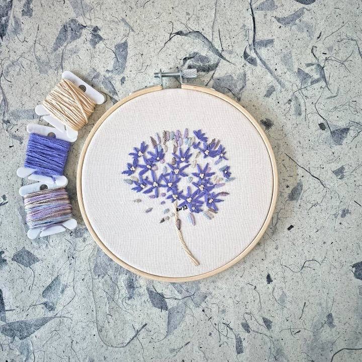 Allium embroidery kit