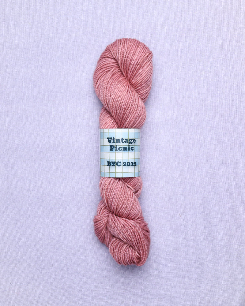 vintage picnic yarn in cupcake