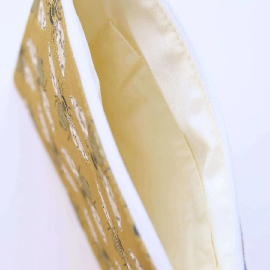 Busy Bee Pouch Accessories Gingiber