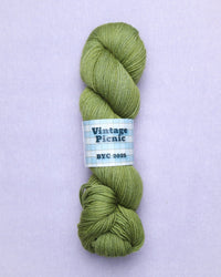 vintage picnic yarn in grass green
