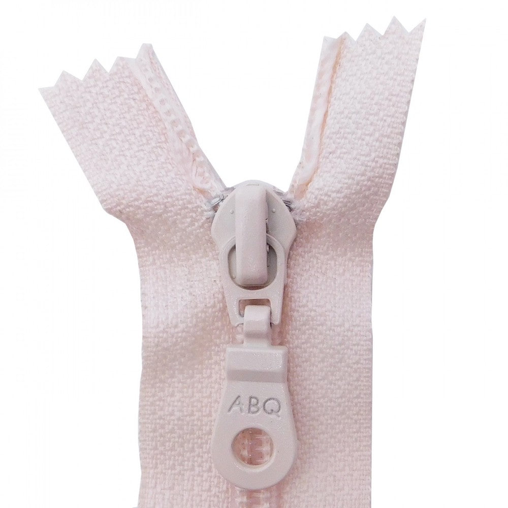 22" Handbag Zipper (Multiple Colors Available) Zipper Among Brenda's Quilts & Bags