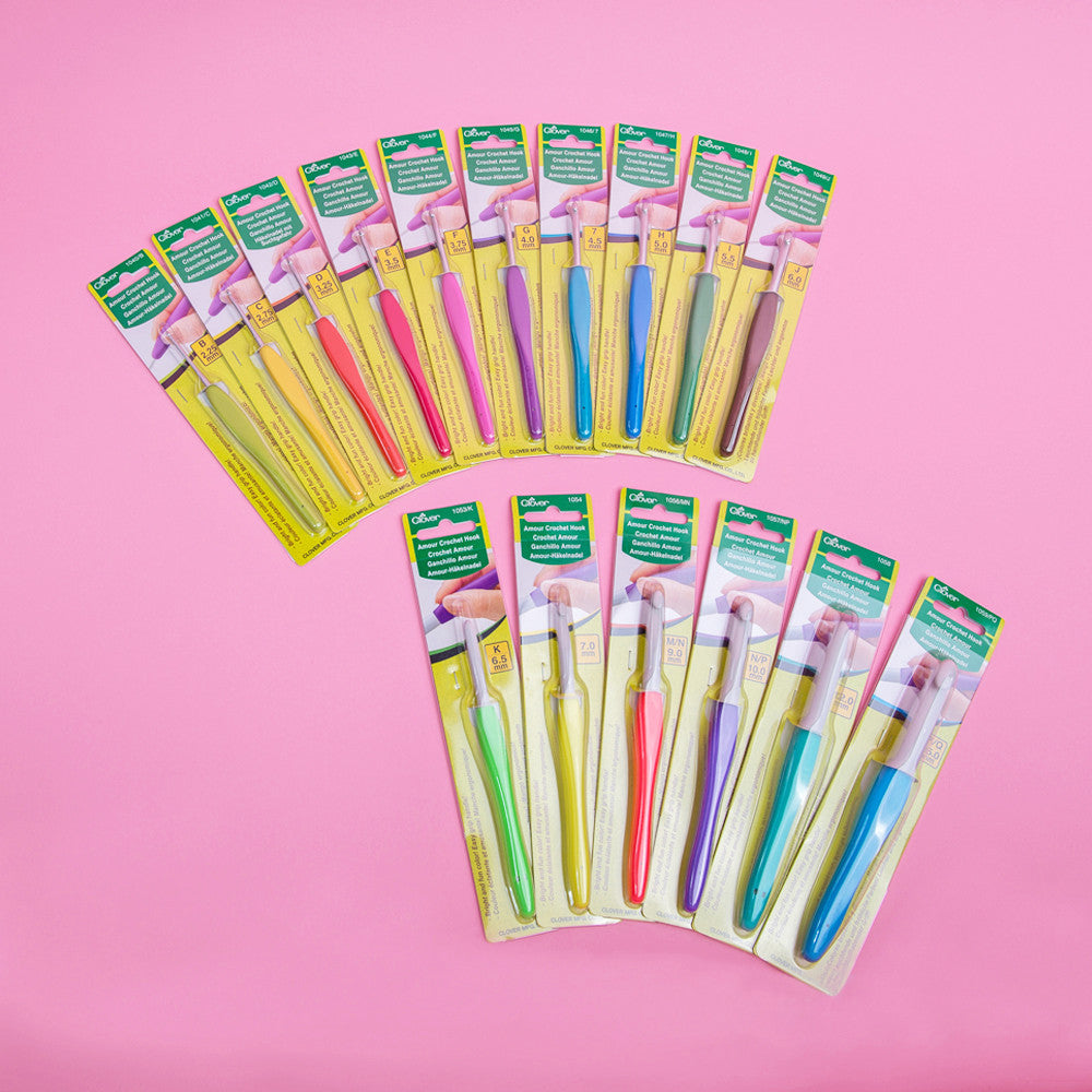 Amour Crochet Hook Clover