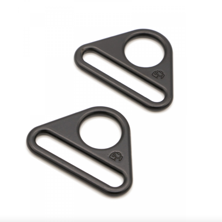 1-1/2 inch Flat Triangle Ring (Set of 2) - Black Notions By Annie