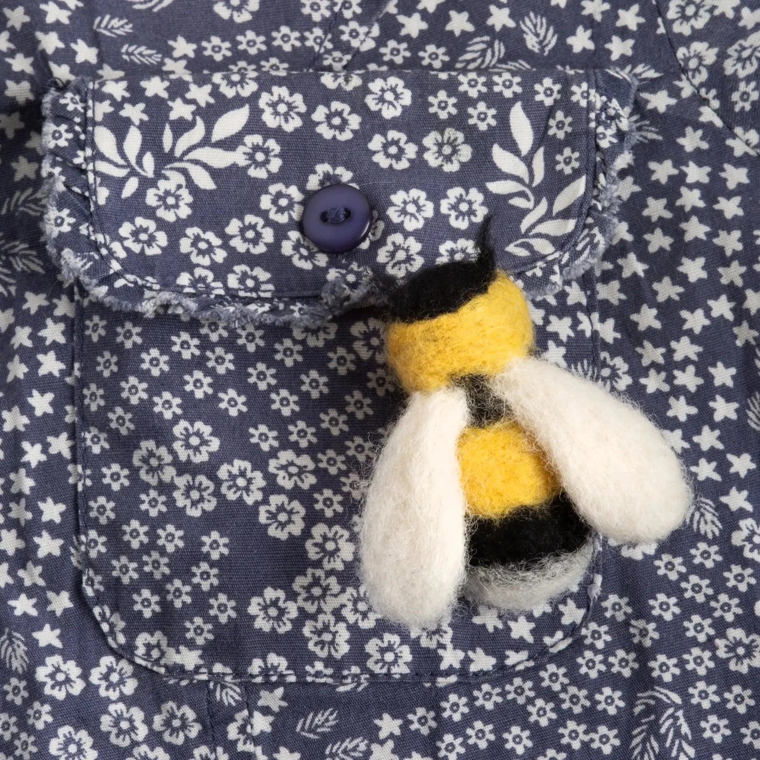 Bee Brooch Felting Kit Kit Hawthorn Handmade
