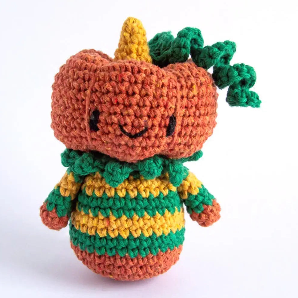 Crochet holiday pumpkin diy kit model