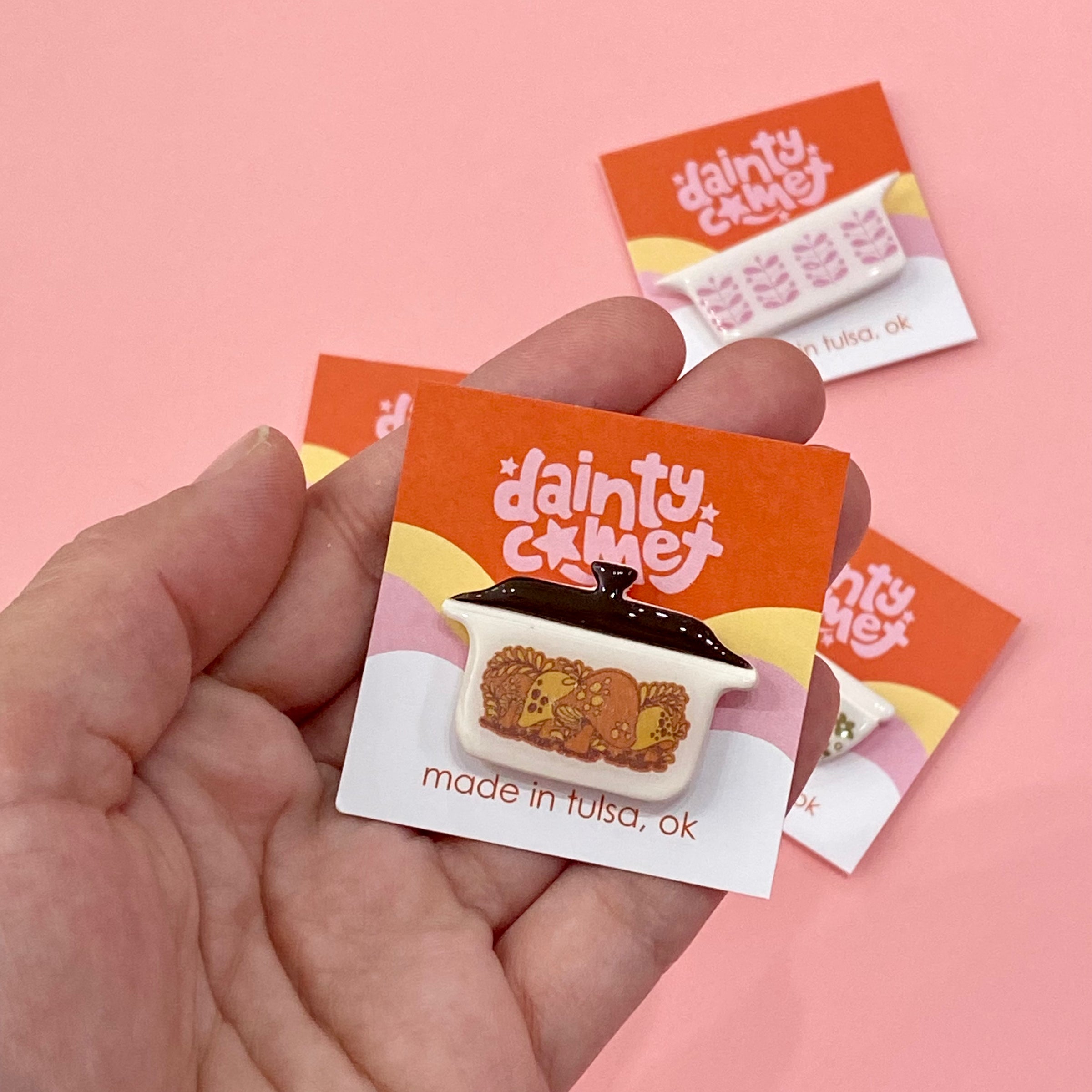 Handmade Retro Cookware Needle Minder