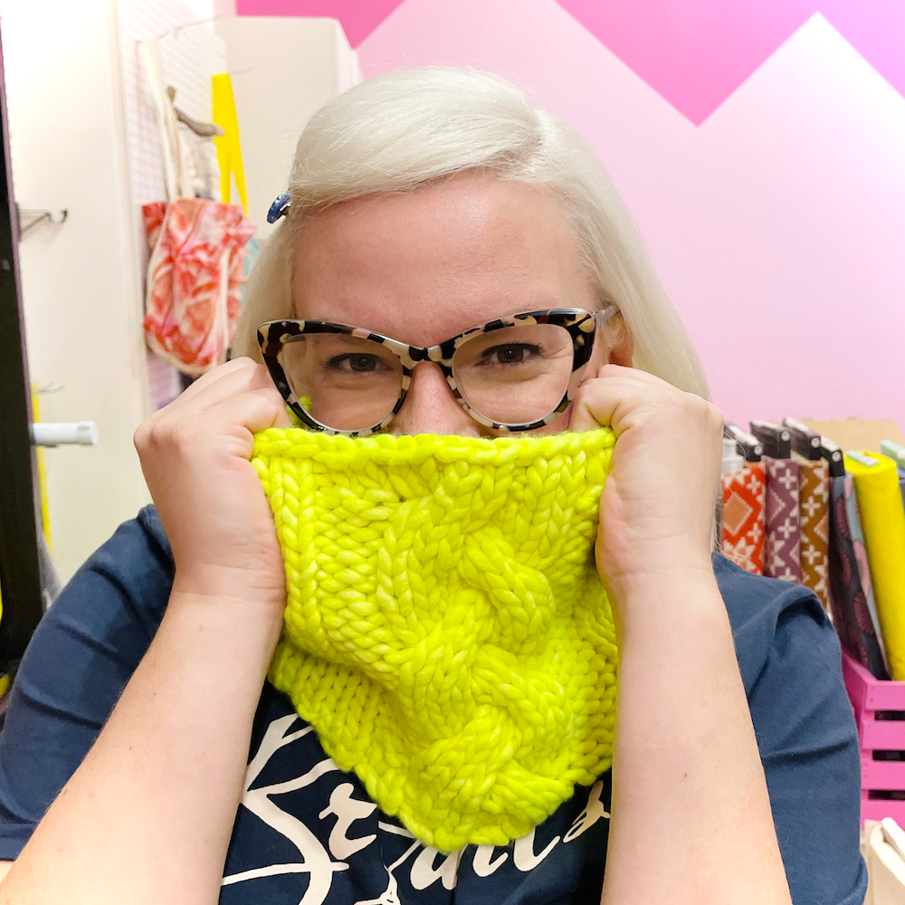 Knit a Chunky Cable Cowl