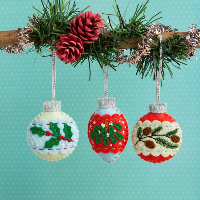 Christmas Baubles Felt Craft Kit Kit Hawthorn Handmade