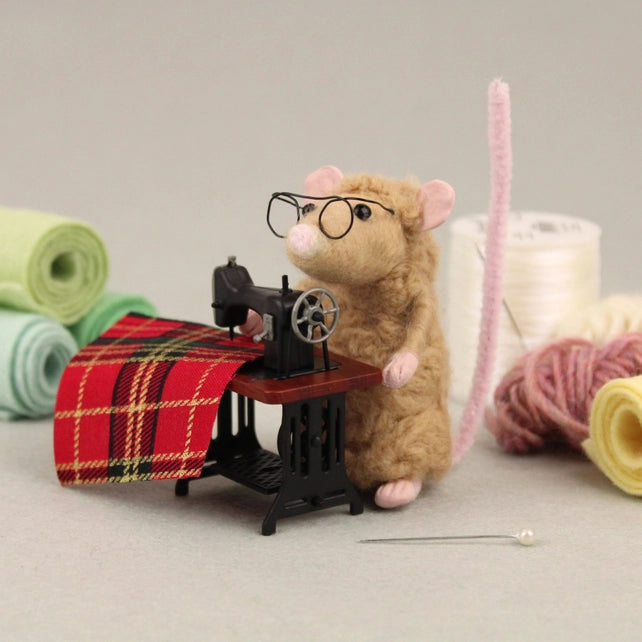 Sewing Mouse Needle Felt Kit Kit The Makers