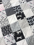 FREE! Super Easy Black & White Quilt Pattern