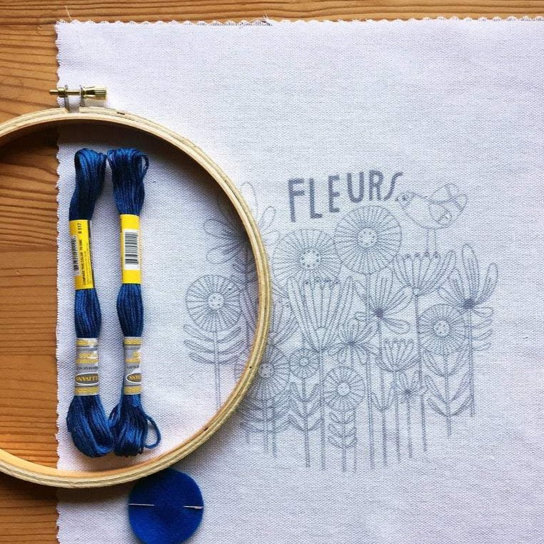 Fleurs Embroidery Kit
